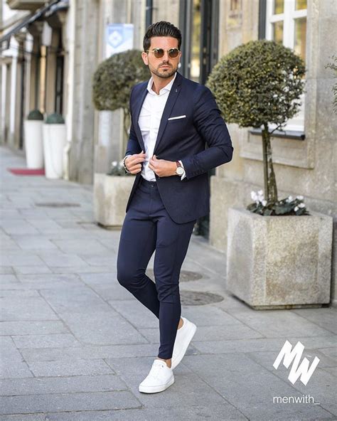 blazer with sneakers men's.